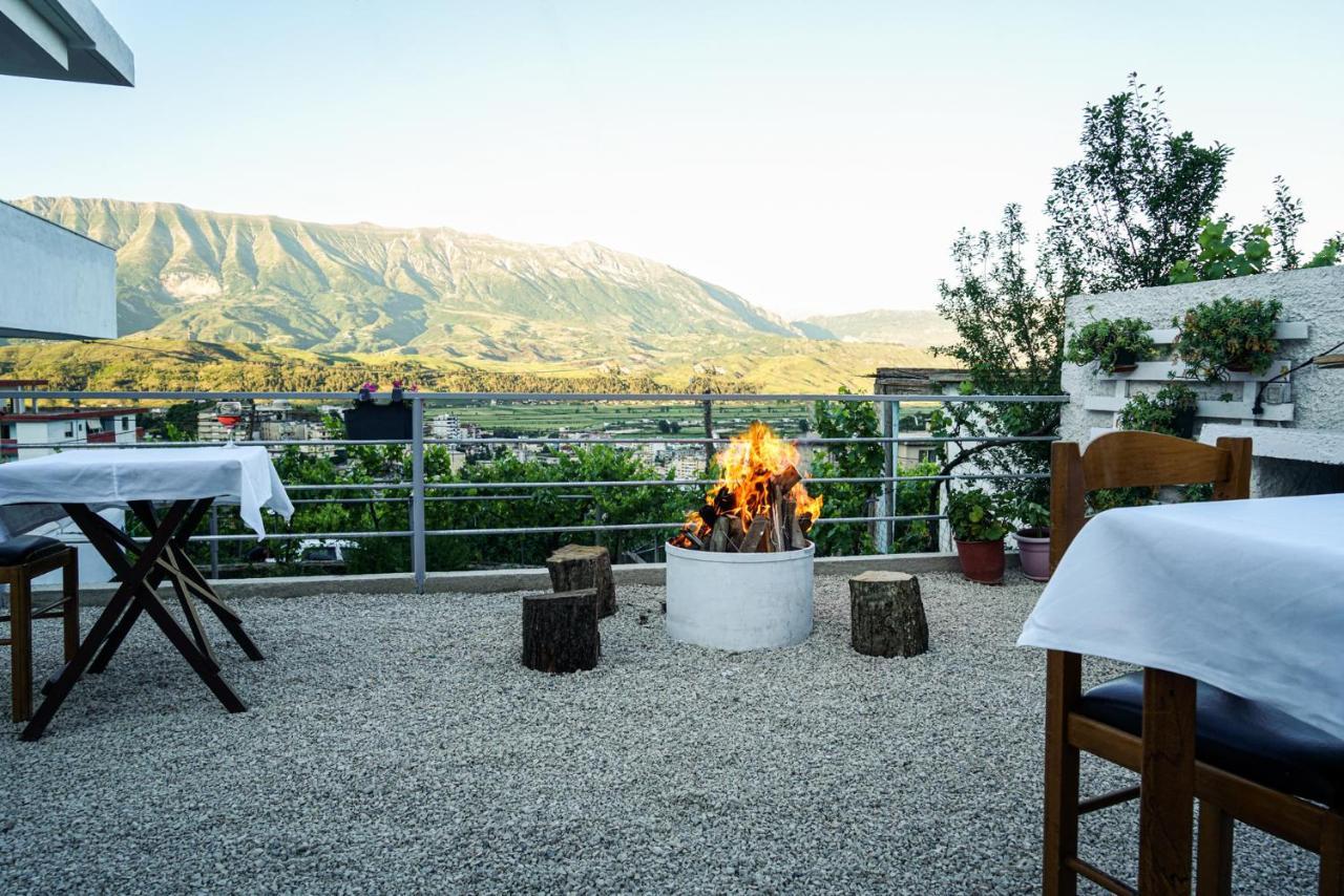Patio * Gjirokastër